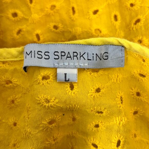 Eyelet Lace Top Yellow Women's Large Poly/Cotton Short Sleeve V-Neck Cottagecore - Picture 3 of 4